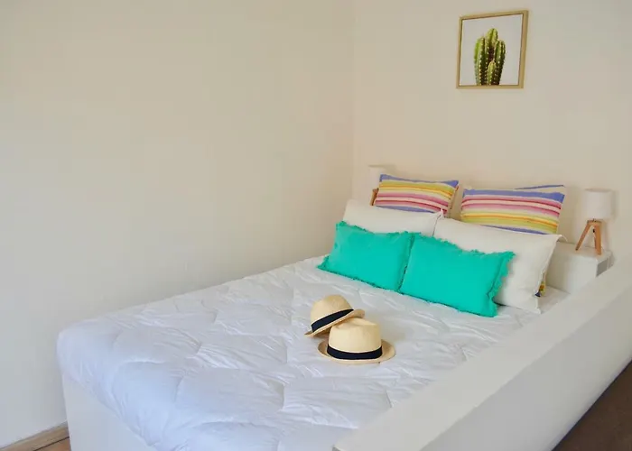 Liberte Plein Centre * Saint-Raphael (Var)