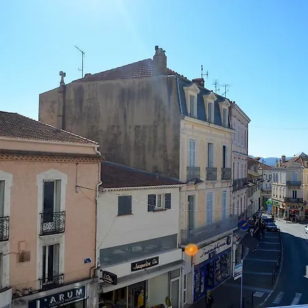 Liberte Plein Centre شقة *